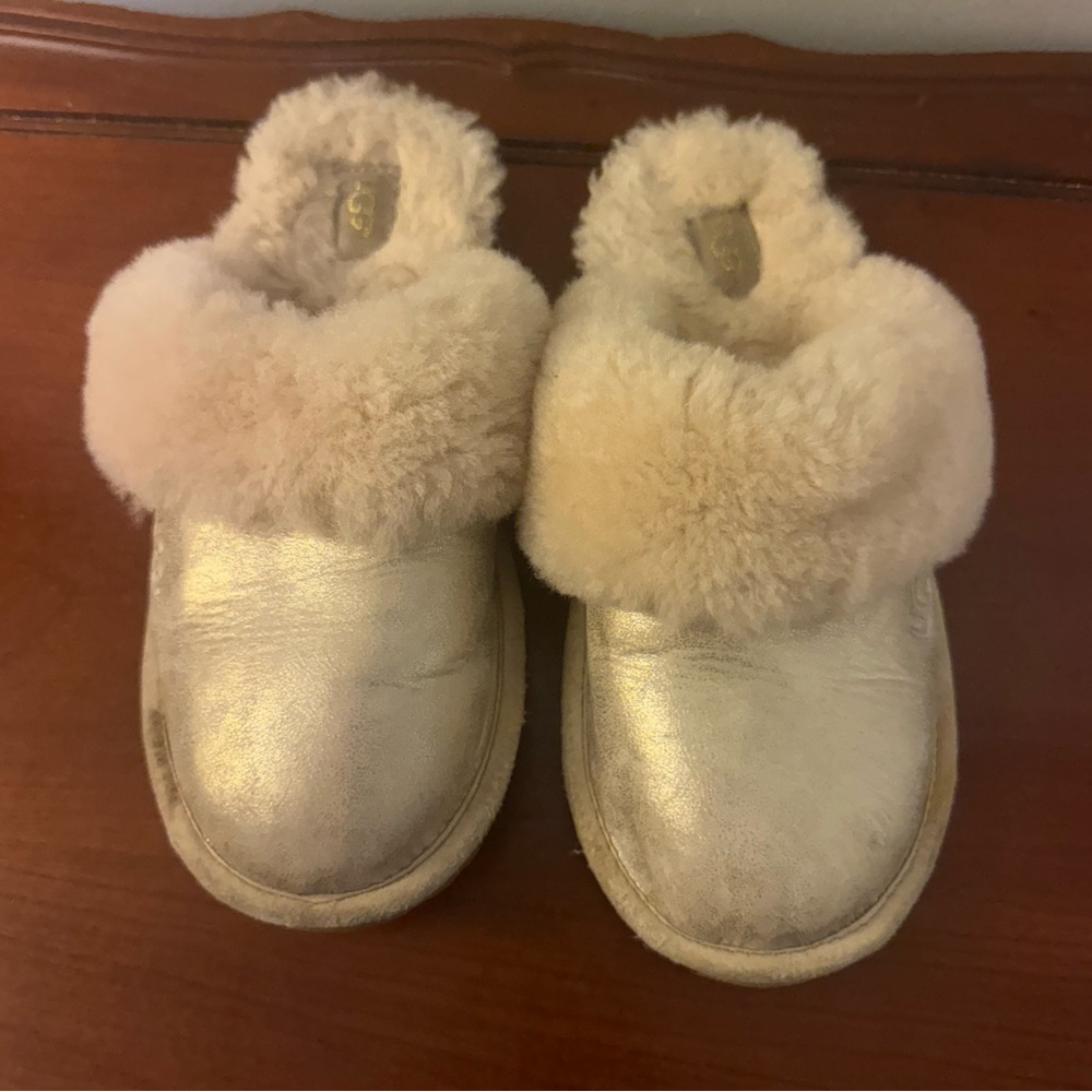 Ugg Cozy Cream Slippers